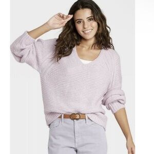 Size Small Universal Thread Oversized Sweater